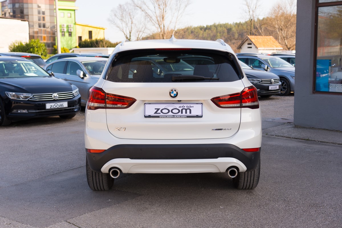 BMW
 X1 1.8 D