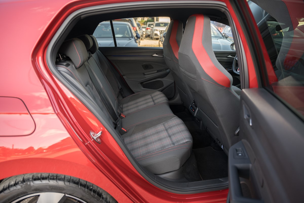 Volkswagen Golf GTI 2.0 TSI DSG