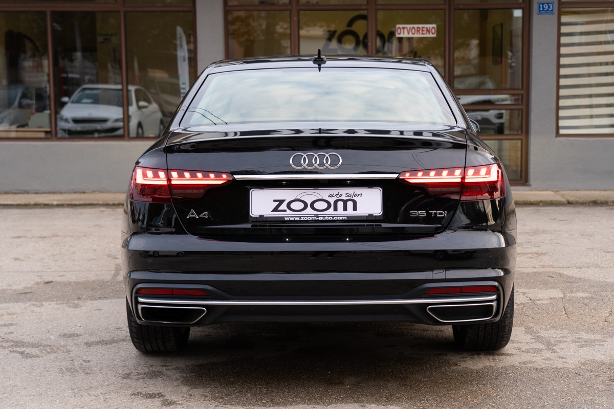 Audi A4
 35 TDI