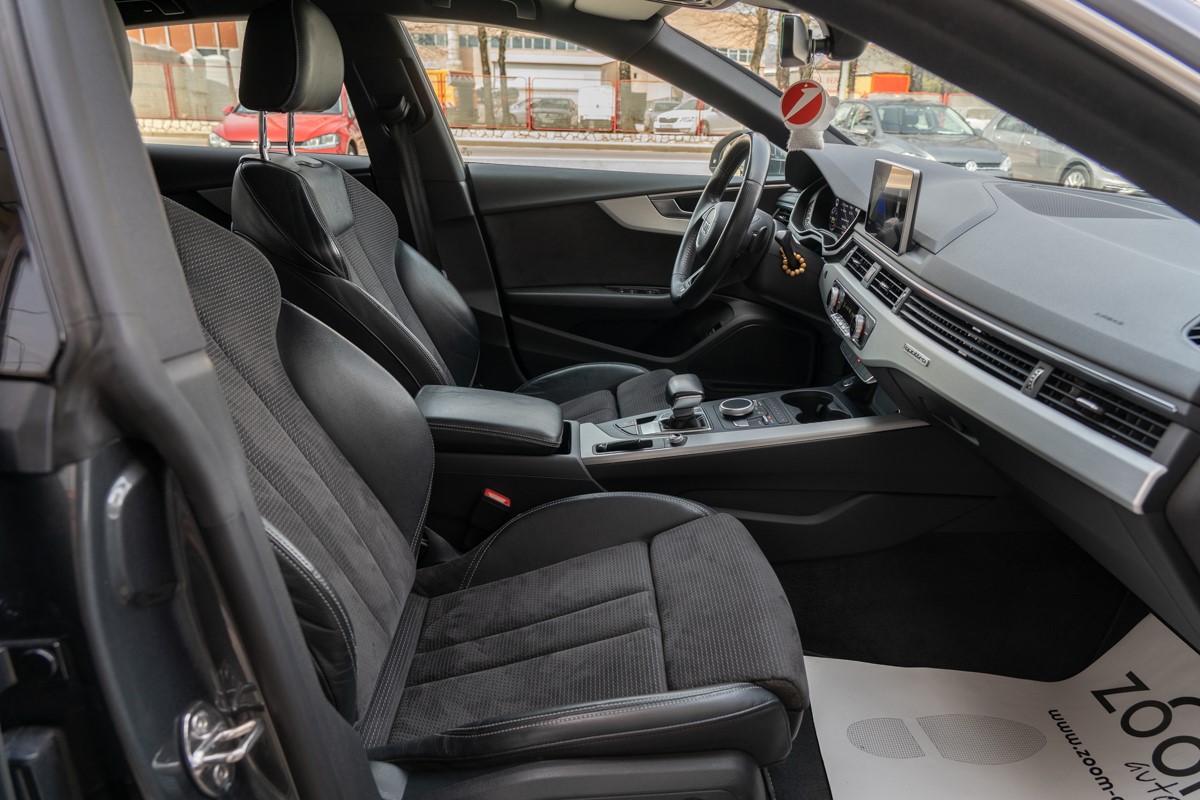 Audi A5
 2,0 TDI Sportback