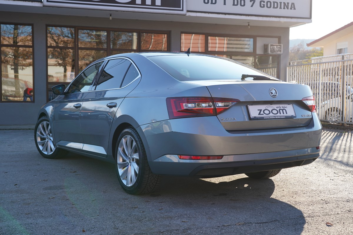 Škoda SUPERB 2.0 TDi DSG7 Greentec Laurin&Klement 