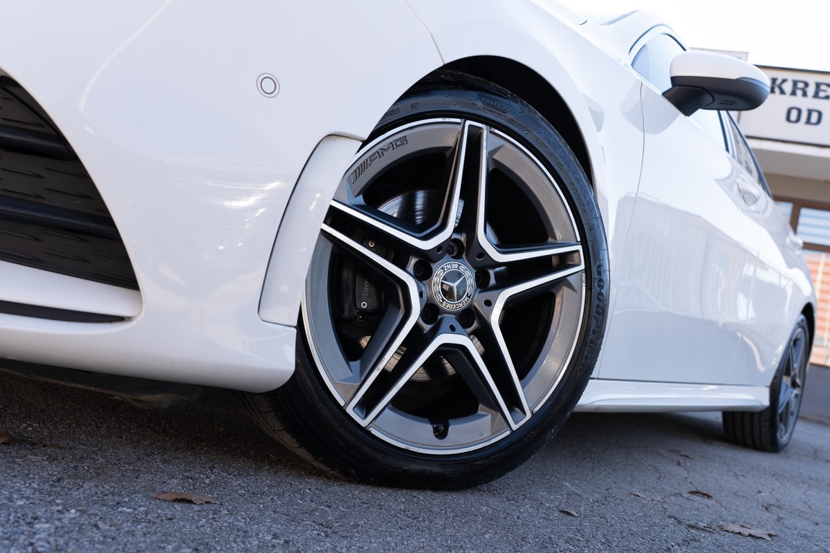 Mercedes-Benz A-Class 180 D AMG