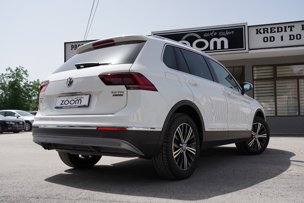 Volkswagen Tiguan
 2.0 TDI  BMT 4MOTION  Virtual Dashboard 