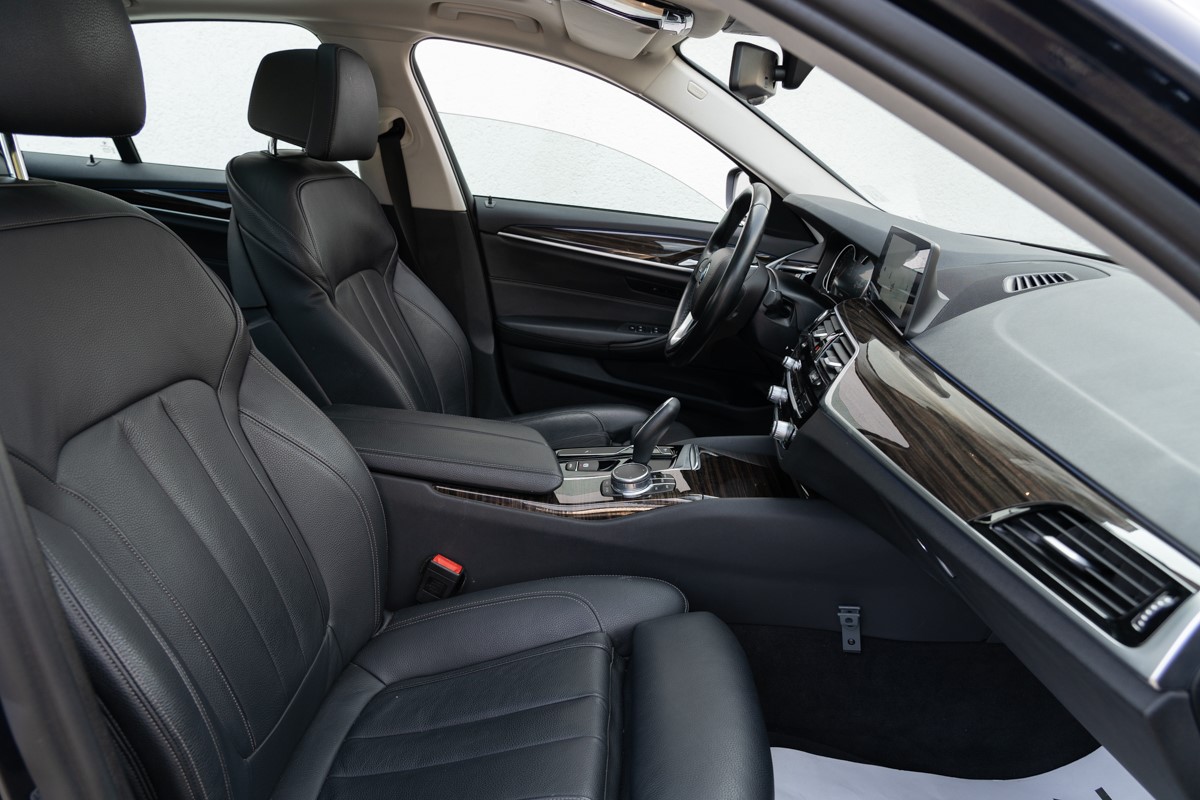 BMW
 5-Series 530 D