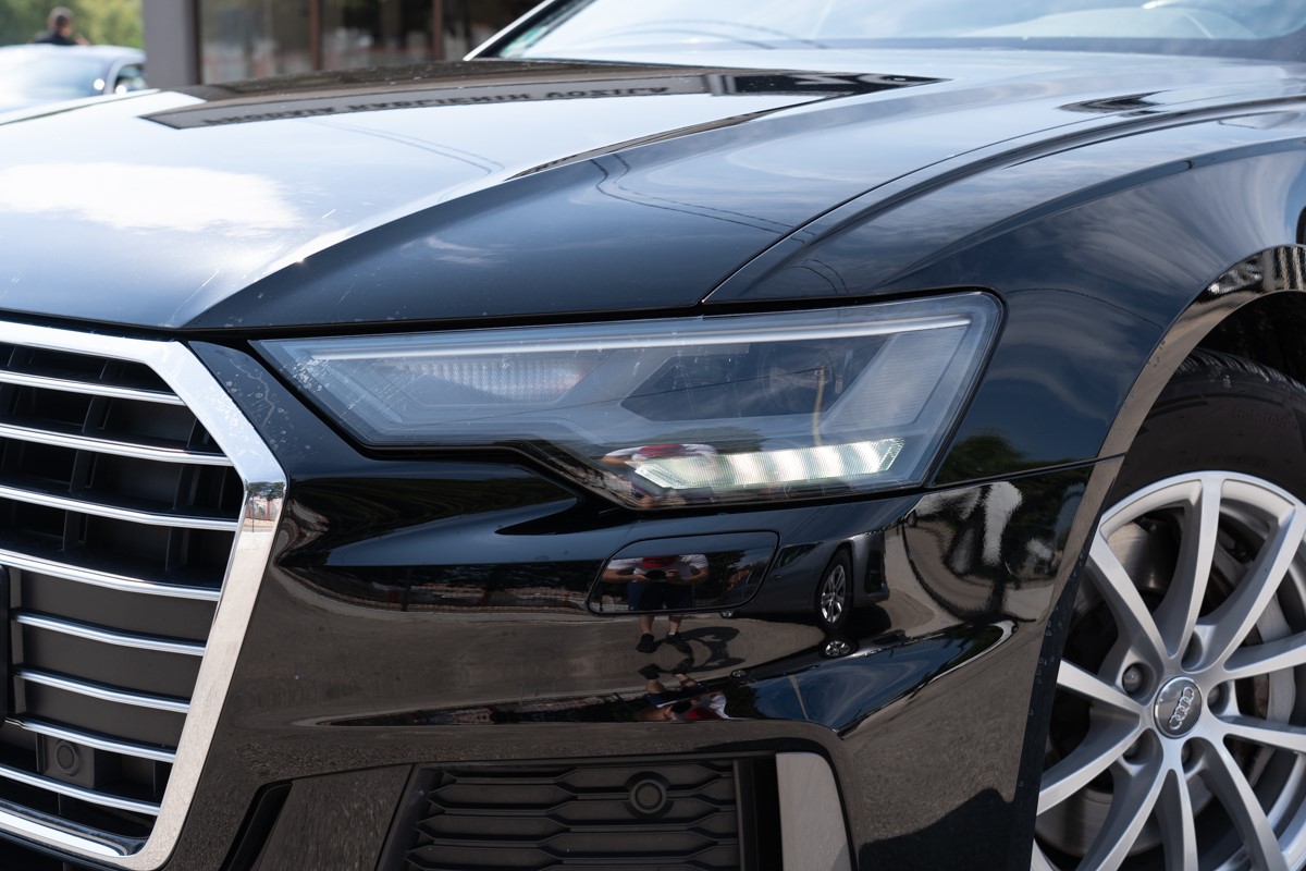 Audi A6
 45 TDI Quattro S-tronic
