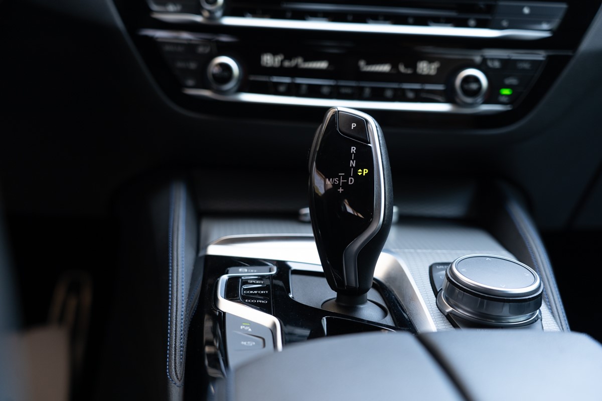 BMW
 5-Series 530 dA xDRIVE