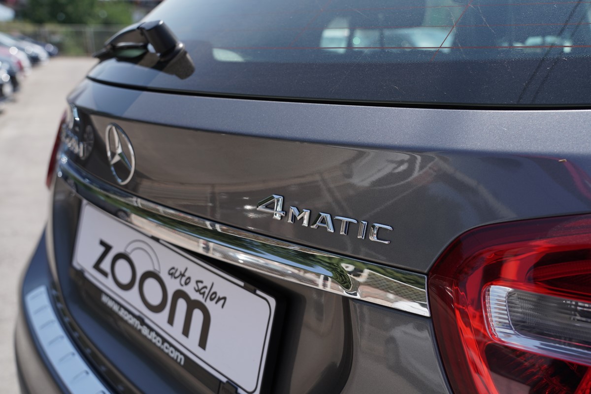 Mercedes-Benz GLA 220 D 4MATIC