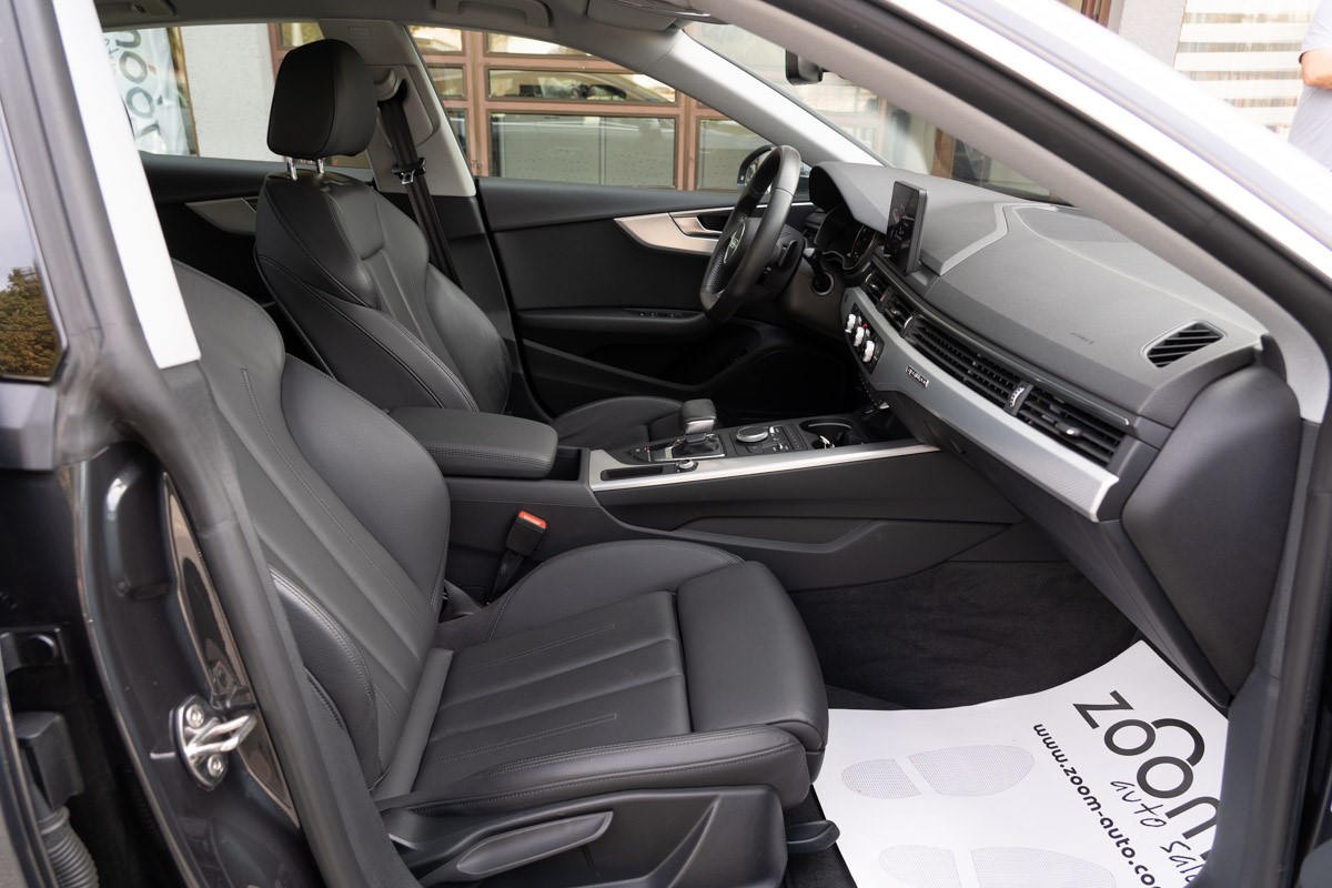 Audi A5
 45 TDi Sportback Quattro