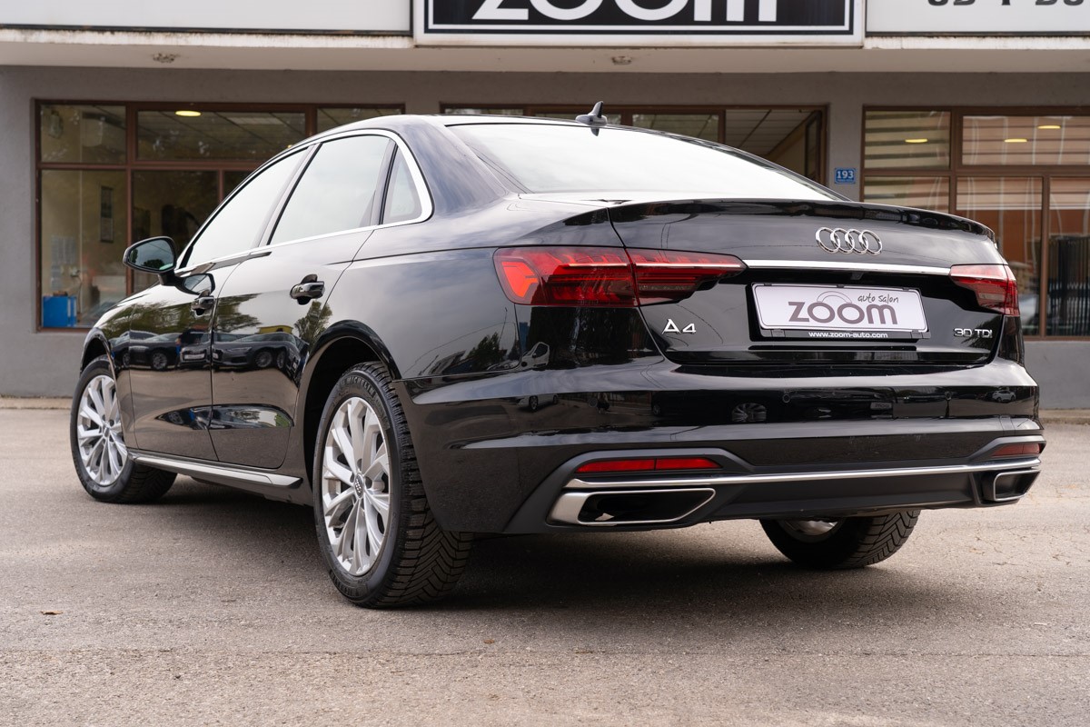 Audi A4
 2,0 TDI