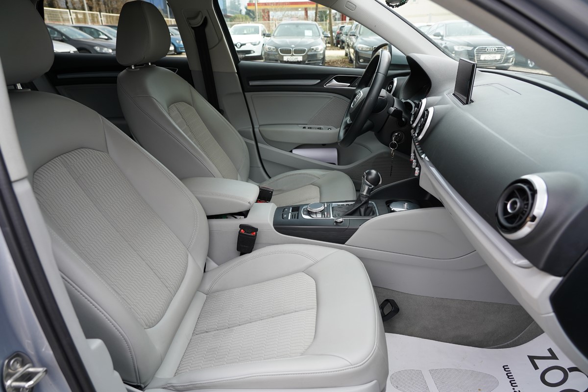 Audi A3
 2,0 TDI Stronic