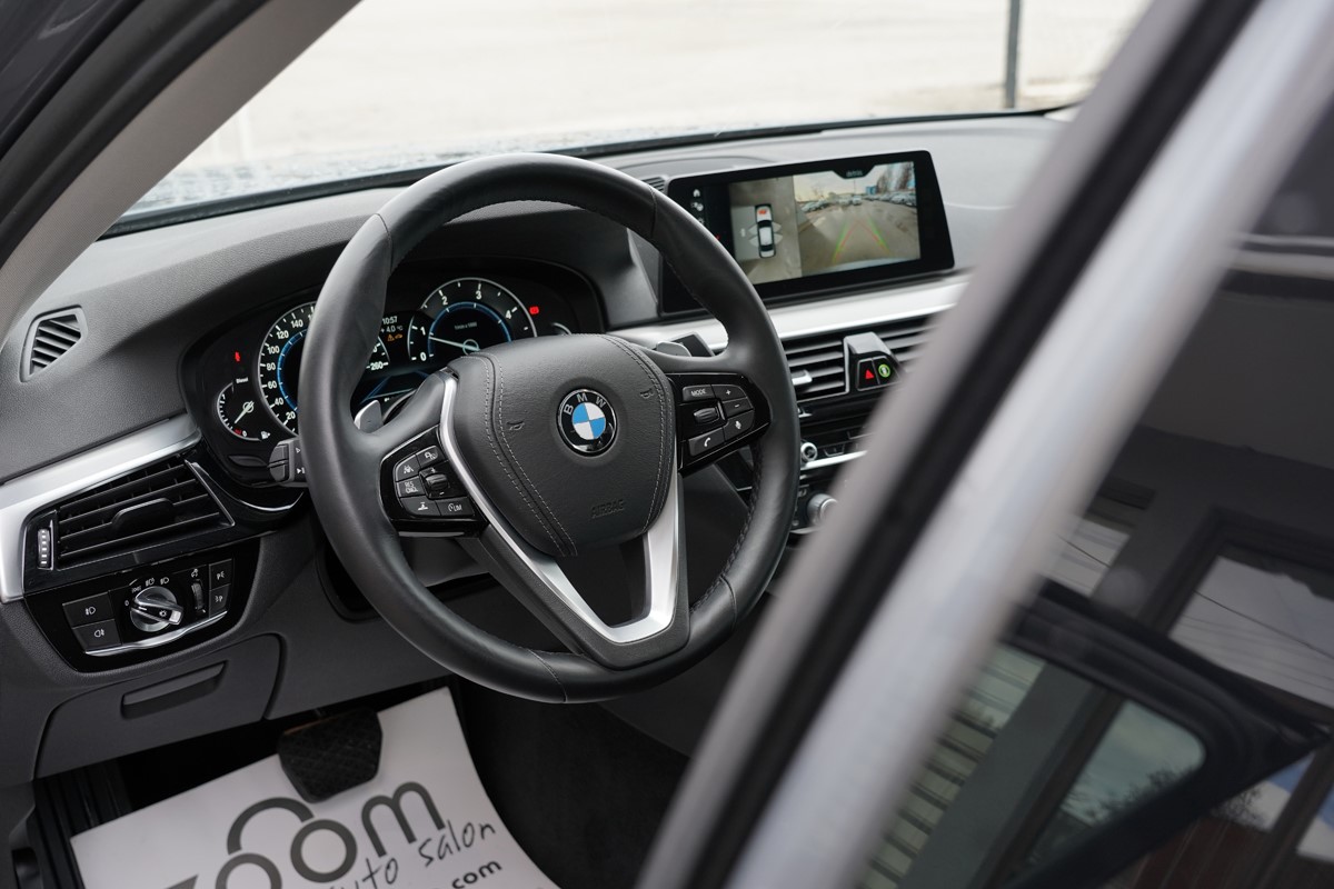 BMW
 5-Series 530D XDRIVE