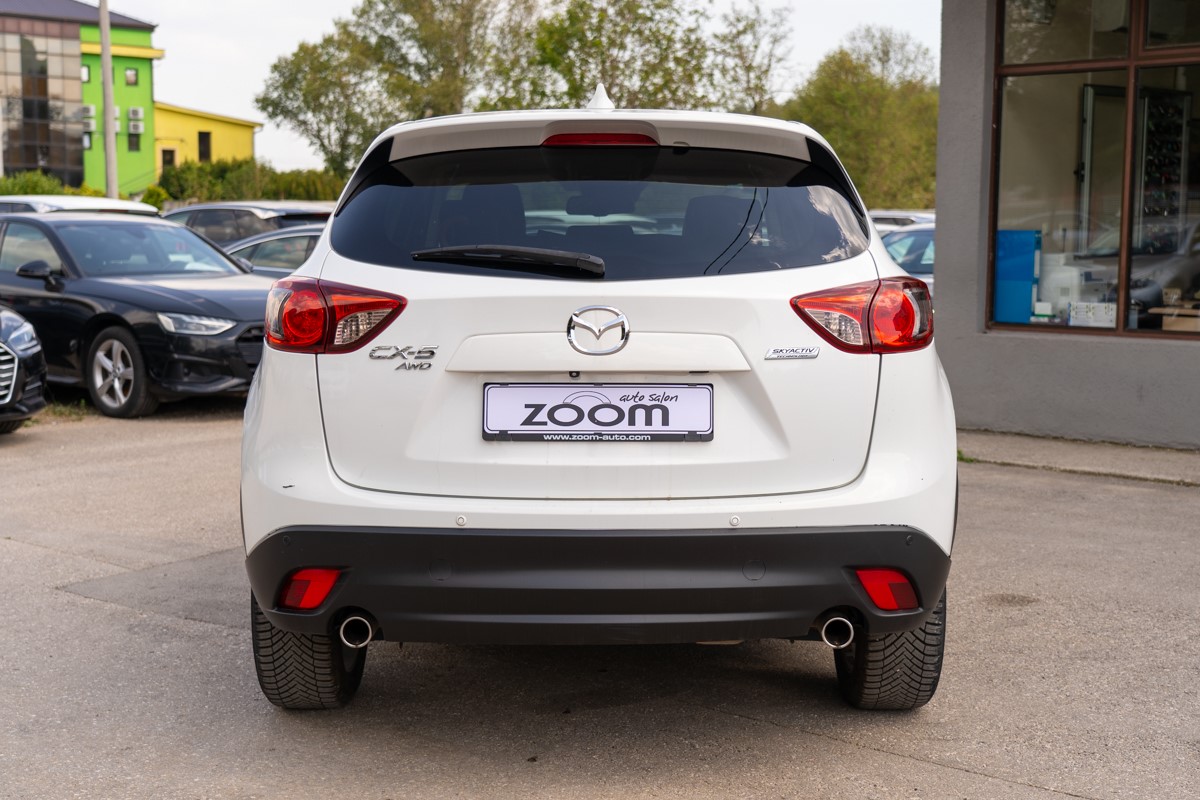 Mazda
 CX-5 2,2 D
