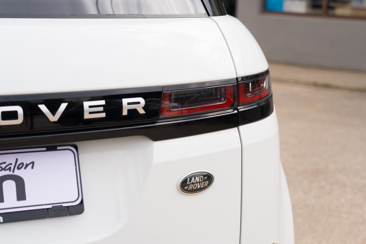 Land Rover
 Range Rover
 EVOQUE 2.0D 4X4