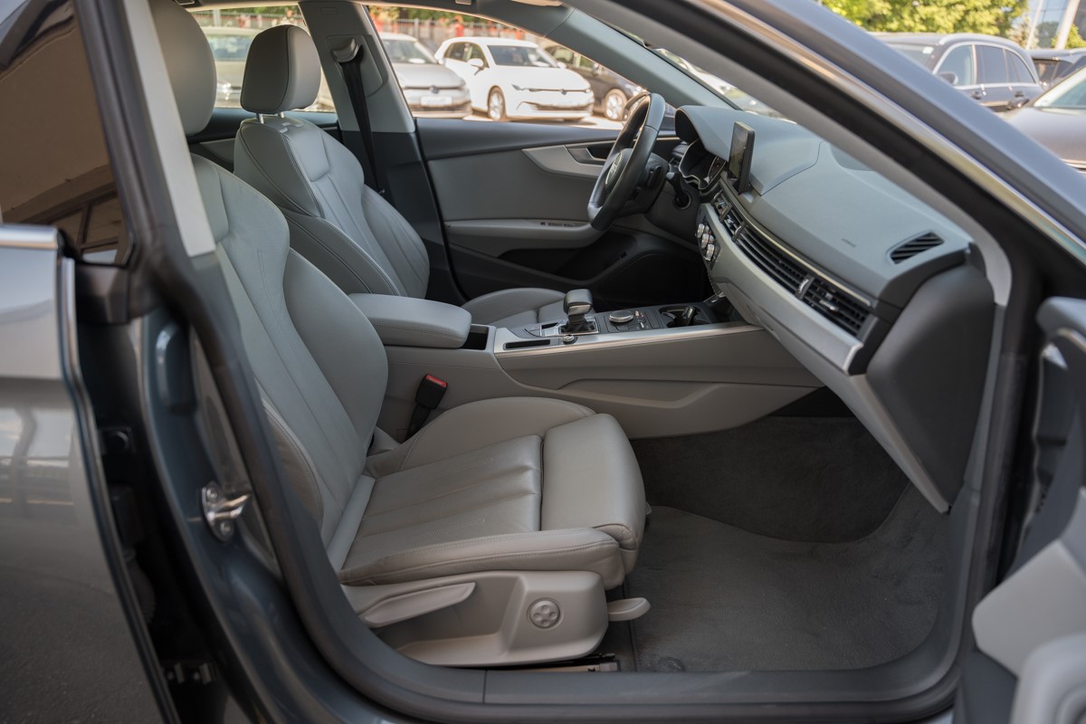 Audi A5
 2.0 TDI Sportback