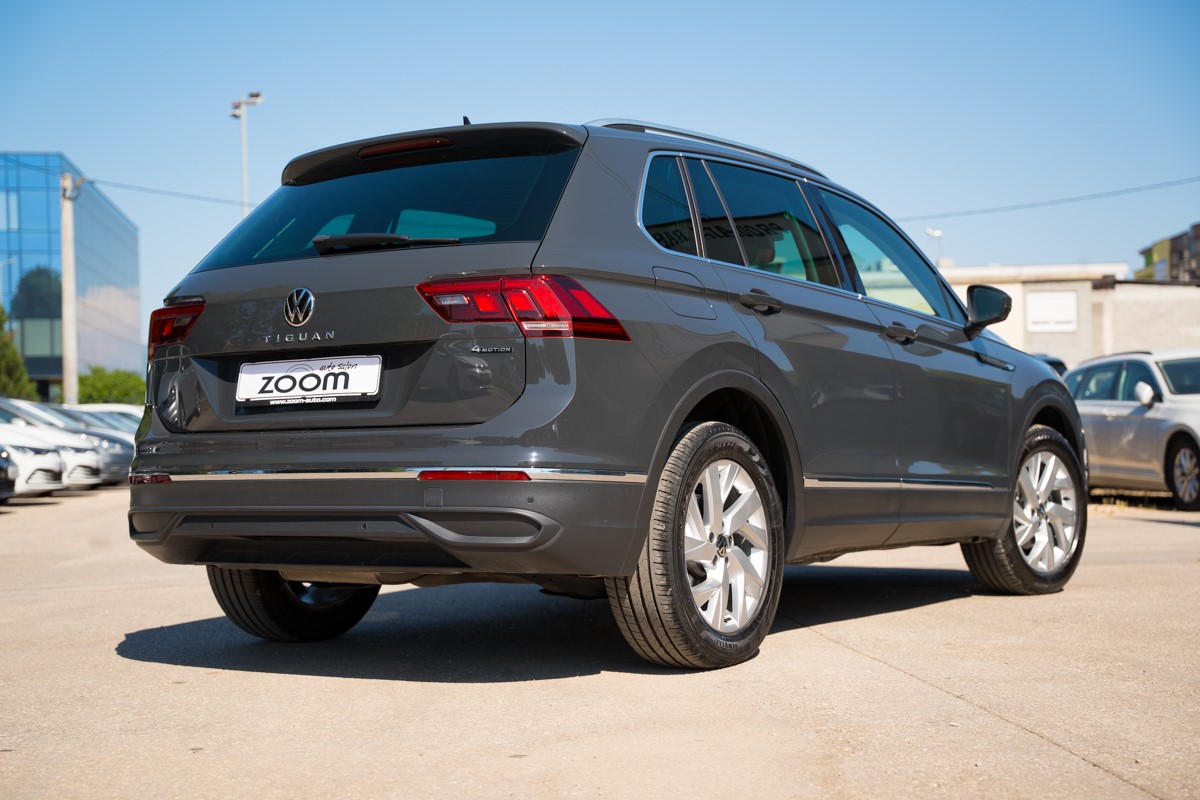 Volkswagen Tiguan
 2.0 TDI DSG 4MOTION