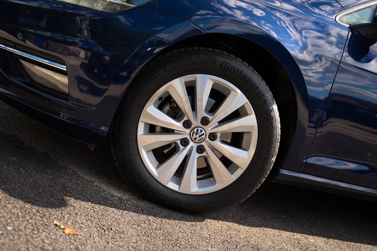 Volkswagen Golf 1.6 TDI DSG