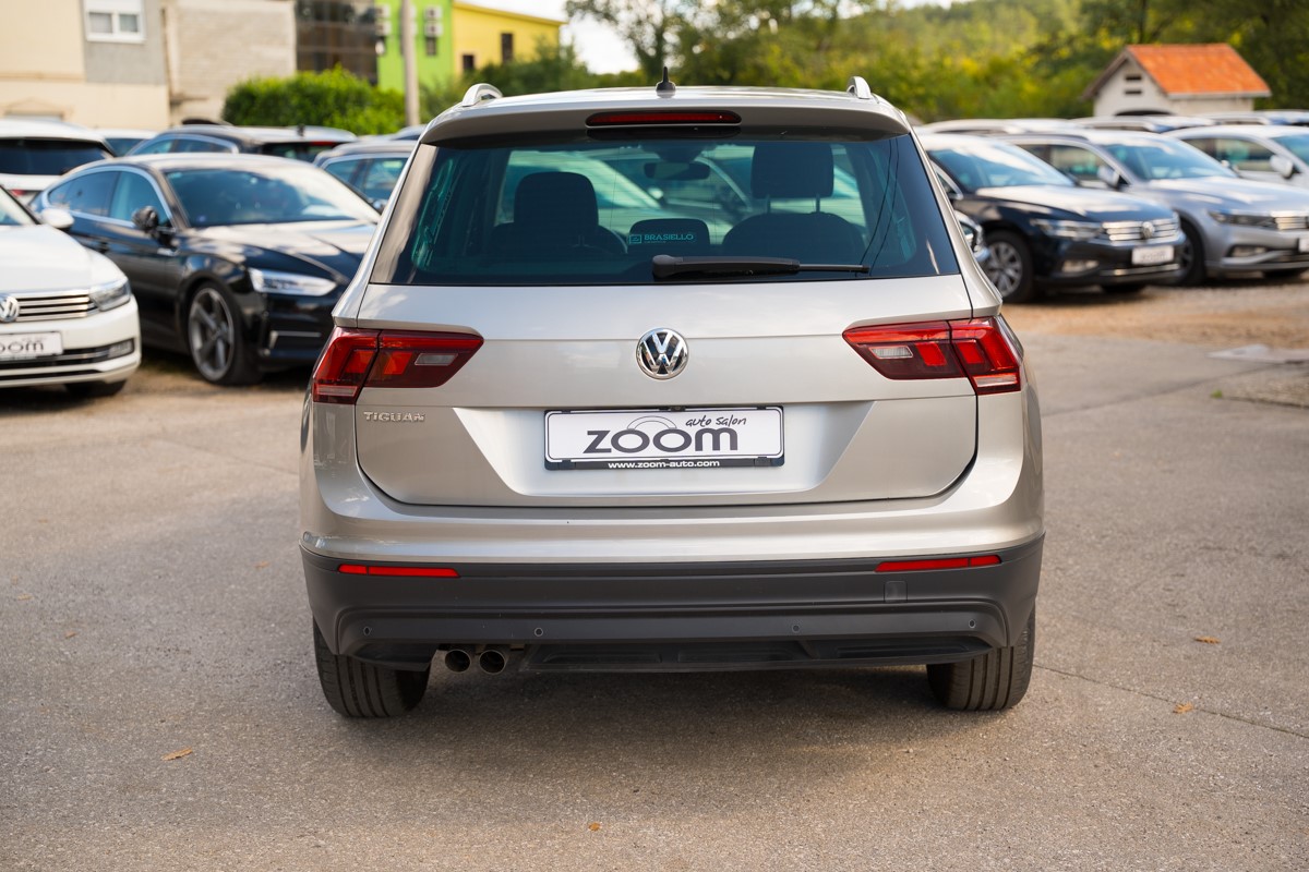 Volkswagen Tiguan
 2.0 TDI DSG