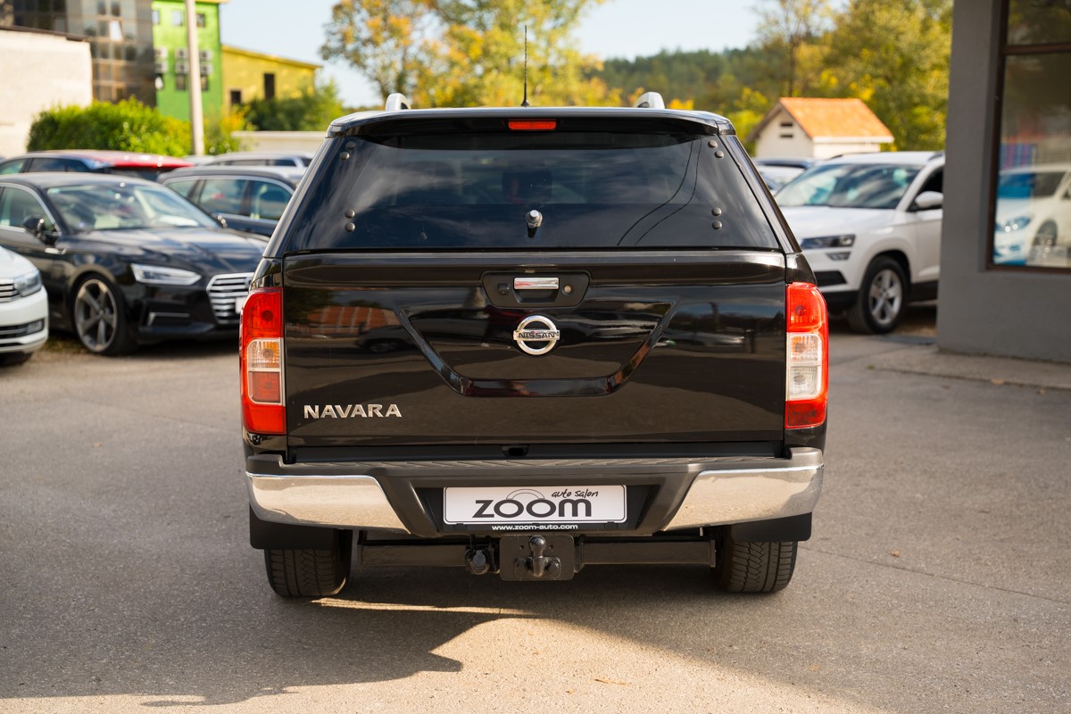 Nissan
 Navara 2,3 DCI 4X4