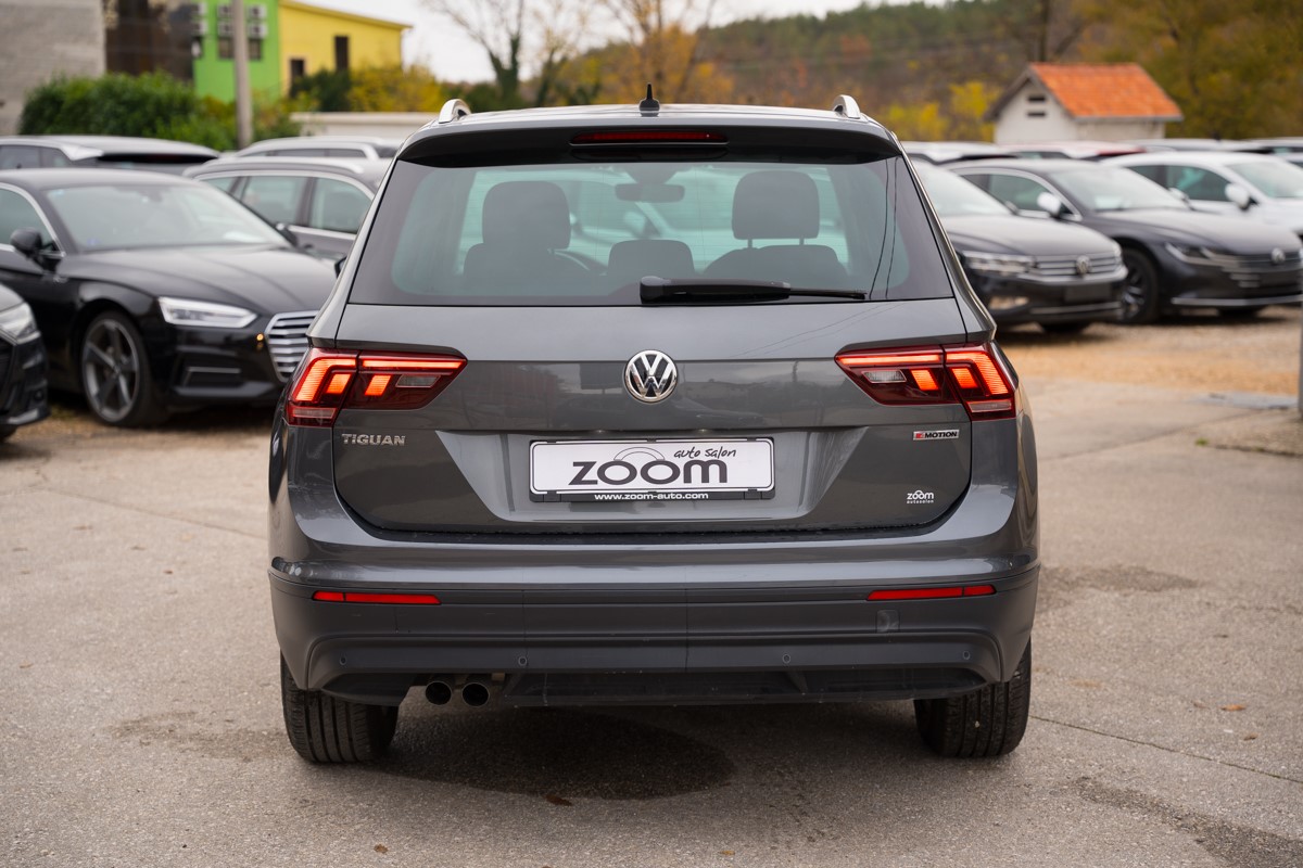 Volkswagen Tiguan
 2.0 TDI DSG 4MOTION