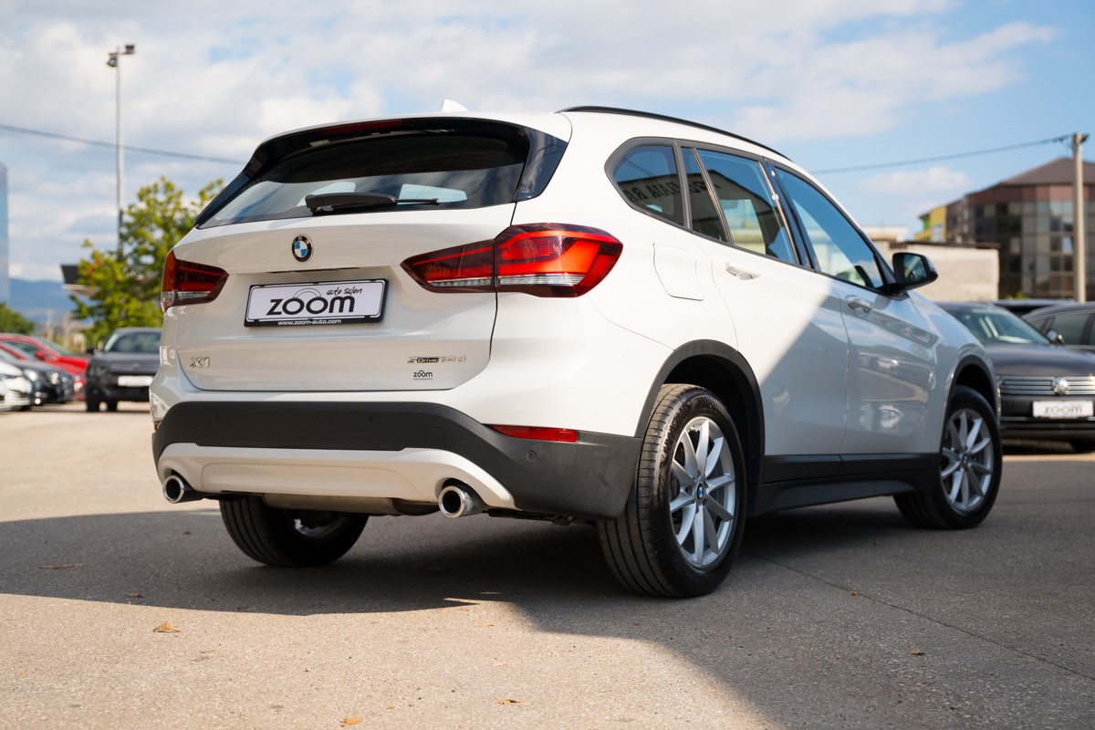 BMW
 X1 18 D sDrive