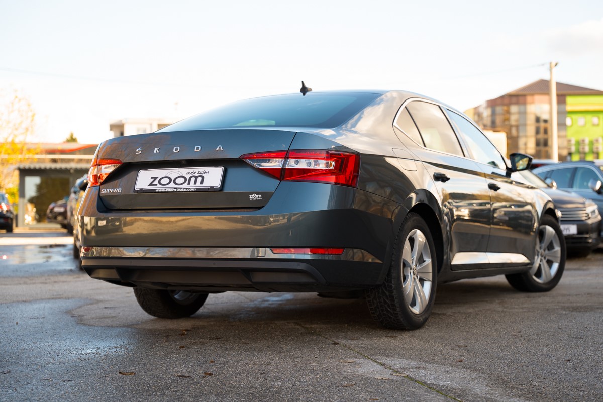 Škoda Superb 1.6 TDI DSG