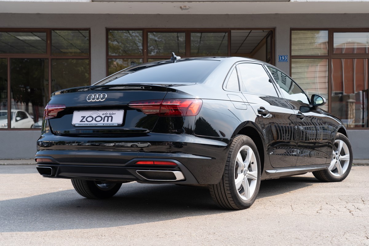 Audi A4
 30 TDI S-Tronic Business
