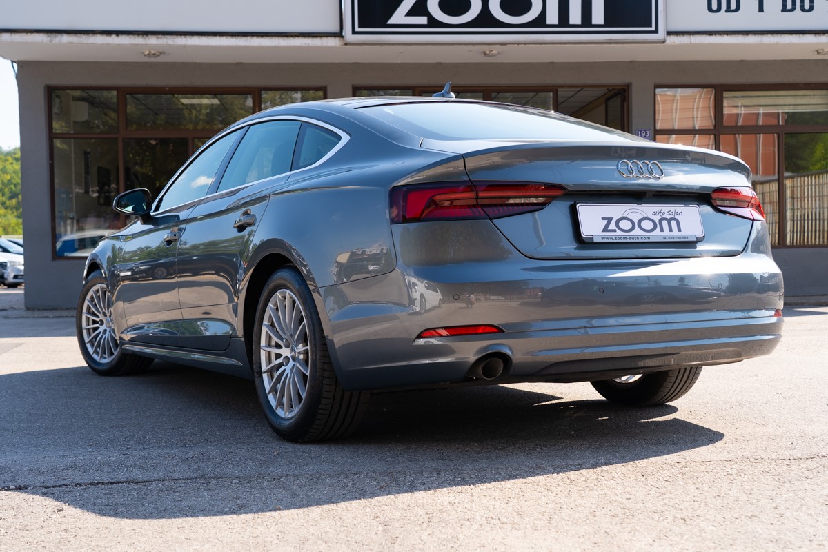 Audi A5
 35 TDi Sportback Business Edition S-tronic