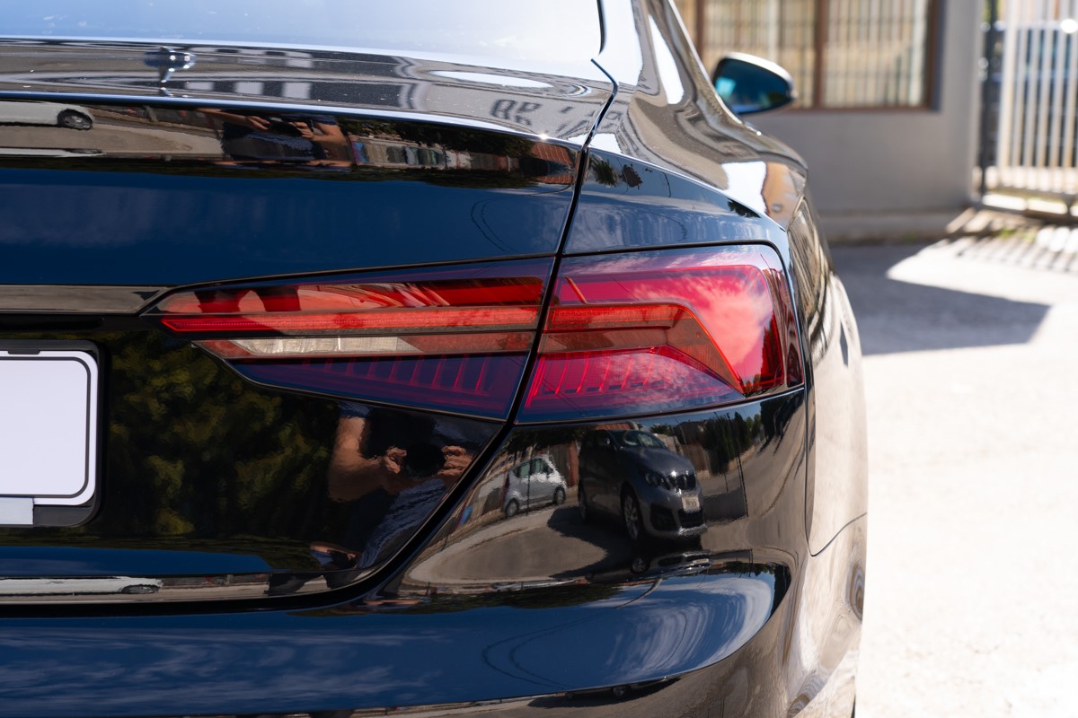Audi A5
 2.0 TDi Sportline