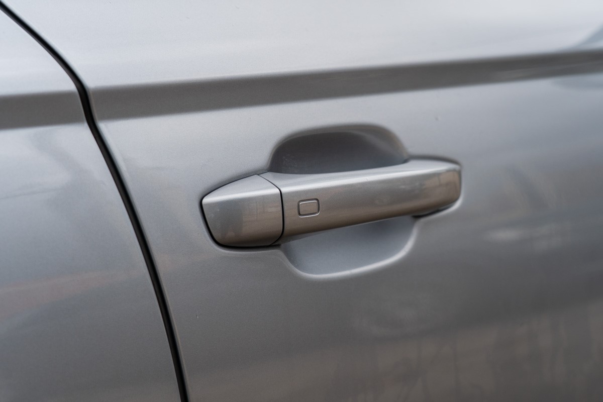 Audi A6
 2.0 TDi Ultra S-tronic