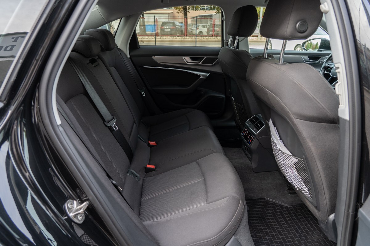 Audi A6
 3,0 TDI 50 Quattro