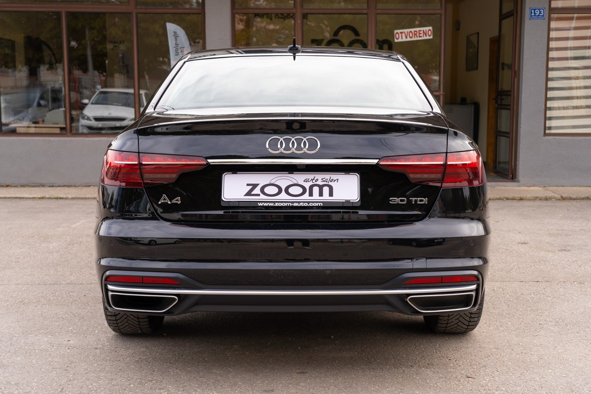 Audi A4
 2,0 TDI