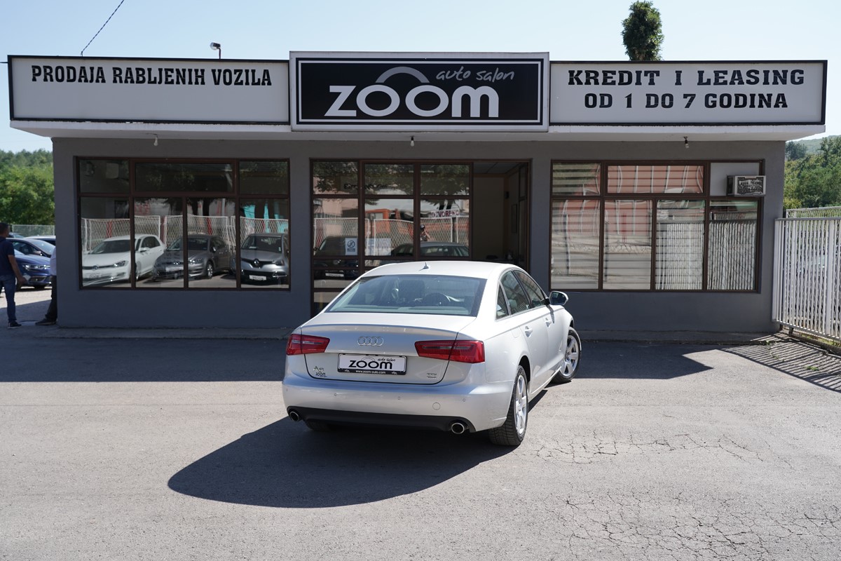 Audi A6
 3.0 TDI QUATTRO