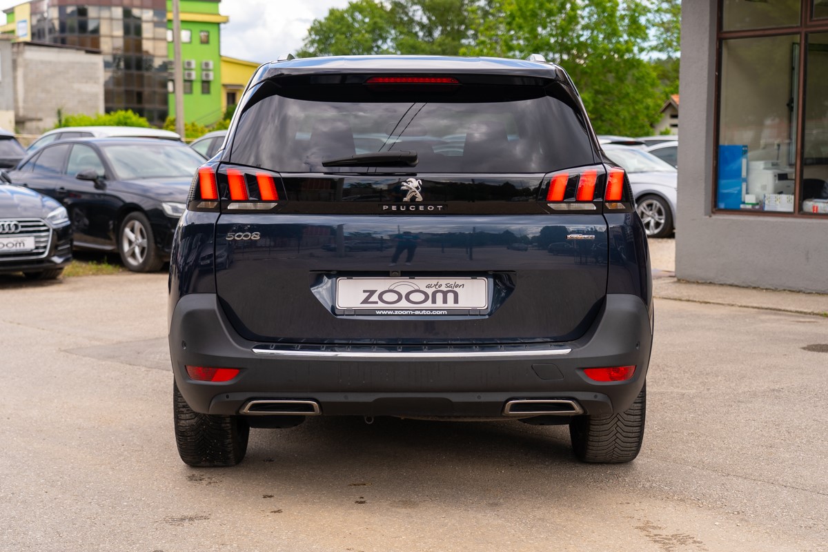 Peugeot 5008 1,5 BlueHDI GTline