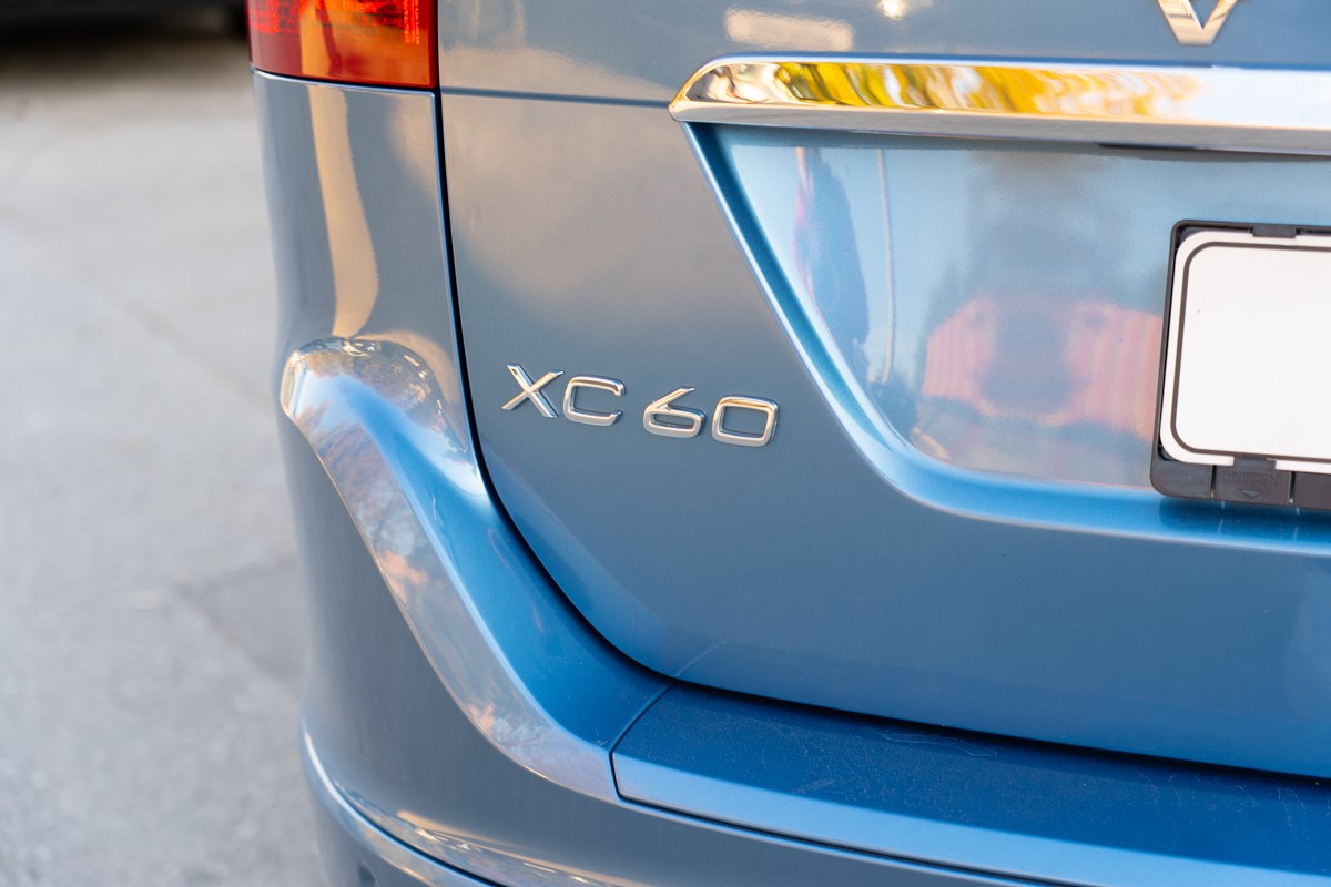 Volvo
 XC60 D4