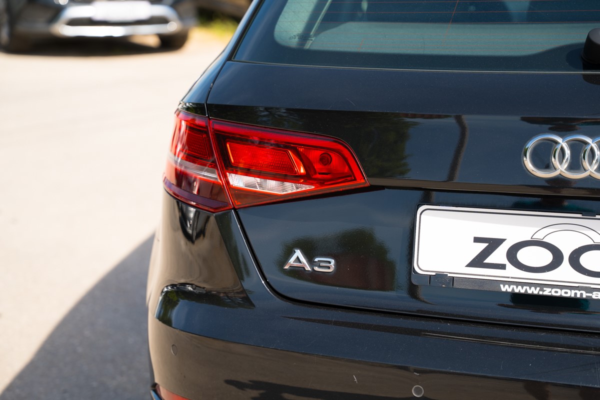 Audi A3
 30 TDI Sportback