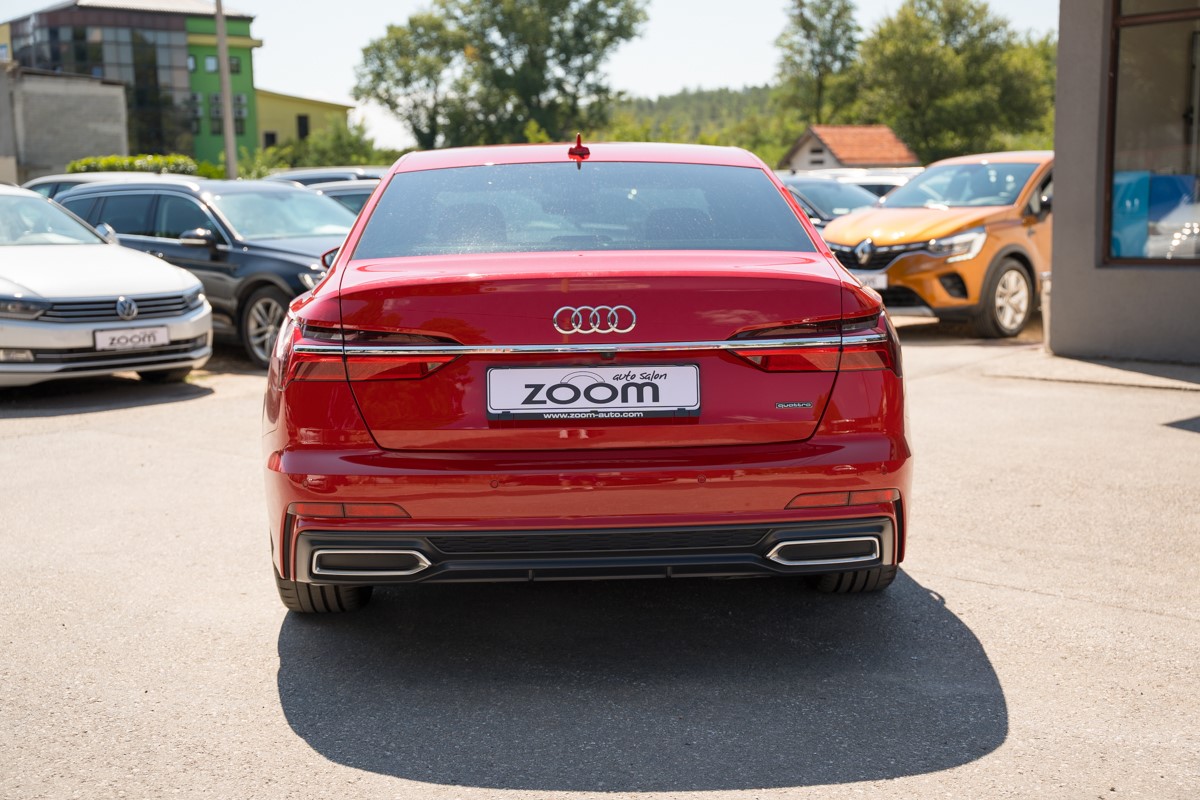 Audi A6
 3.0 TDI S line QUATTRO