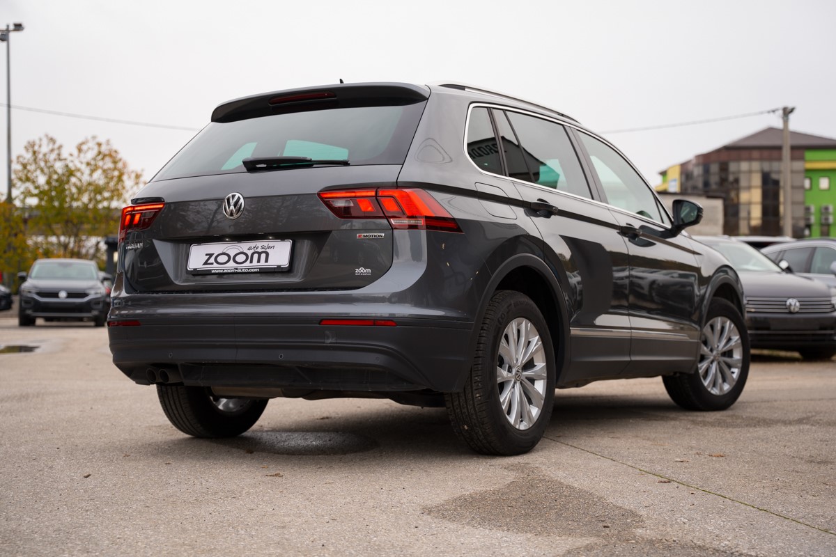 Volkswagen Tiguan
 2.0 TDI DSG 4MOTION