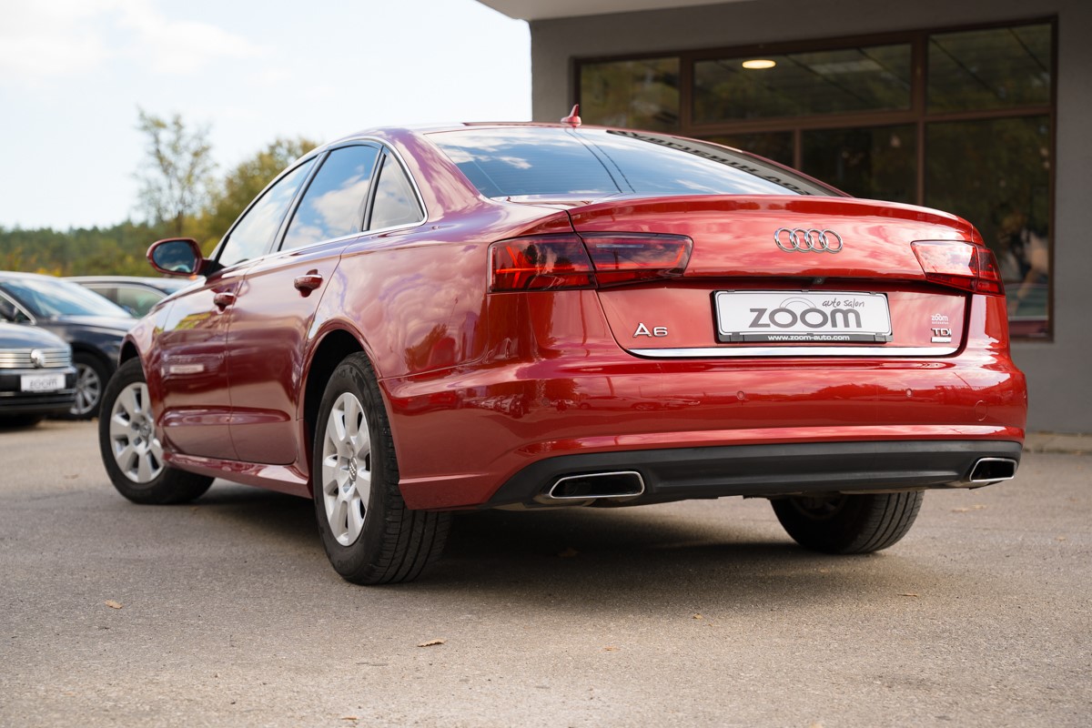 Audi A6
 2.0 TDI