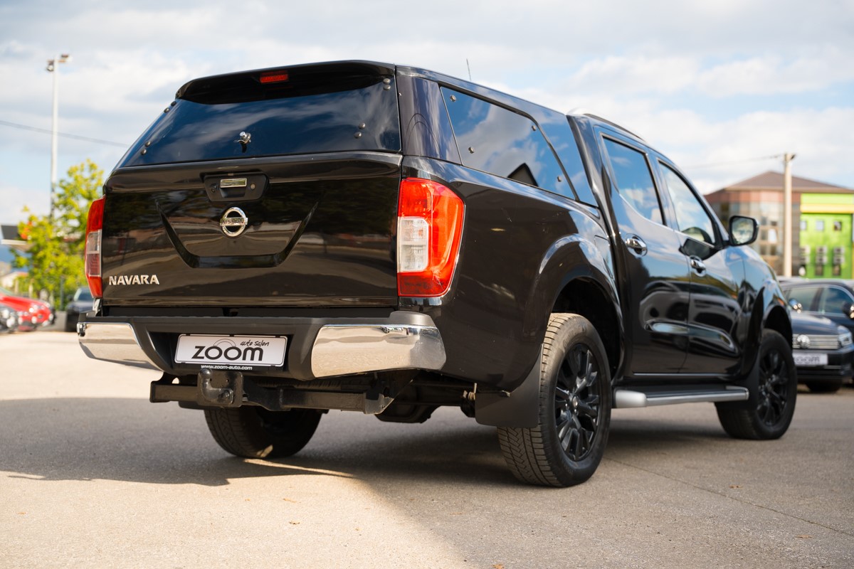 Nissan
 Navara 2,3 DCI 4X4