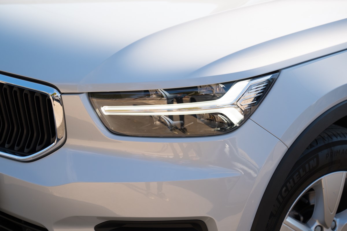 Volvo
 XC40 2.0 D