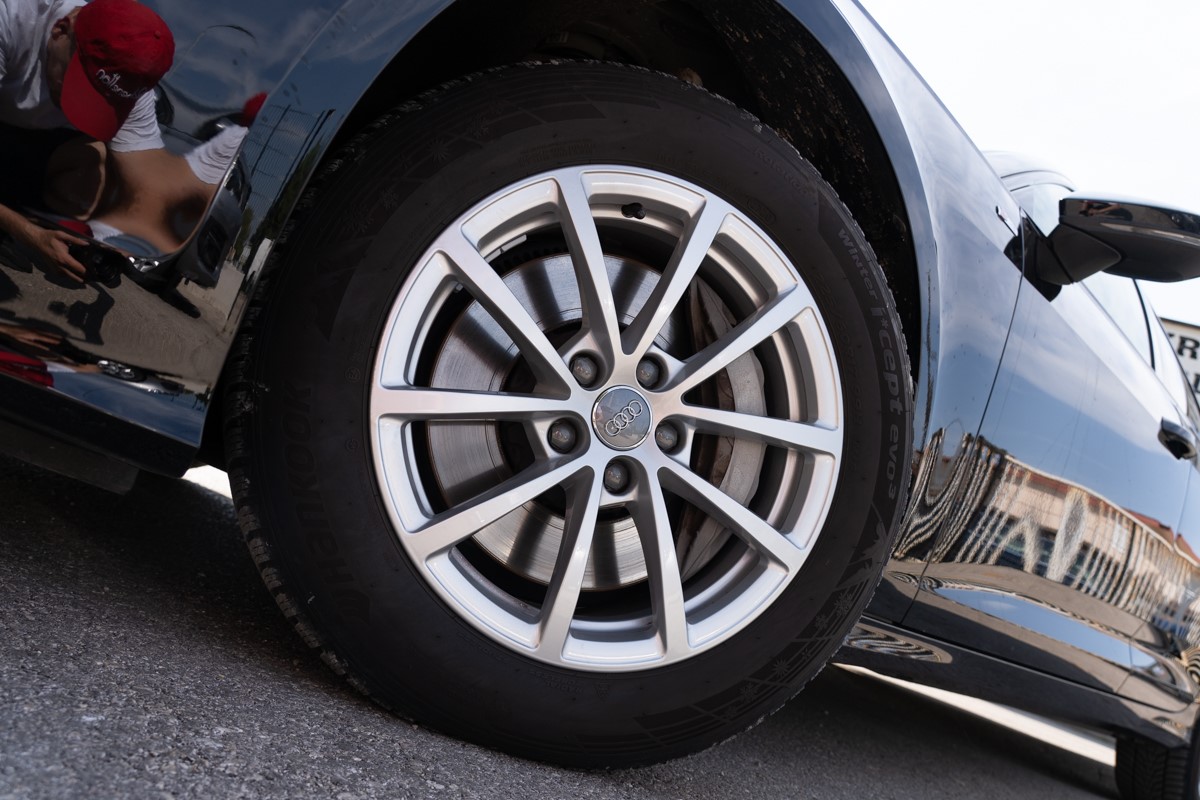 Audi A6
 45 TDI Quattro S-tronic