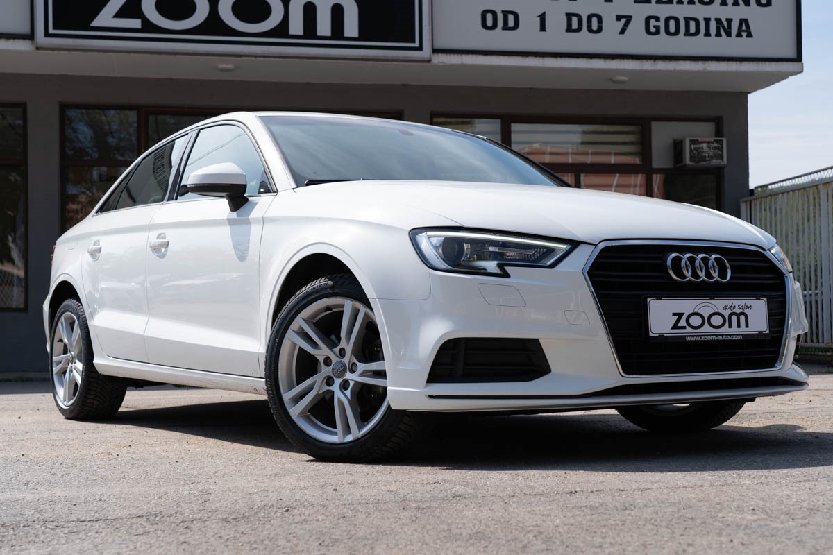 Audi A3
 1.6 TDi Business