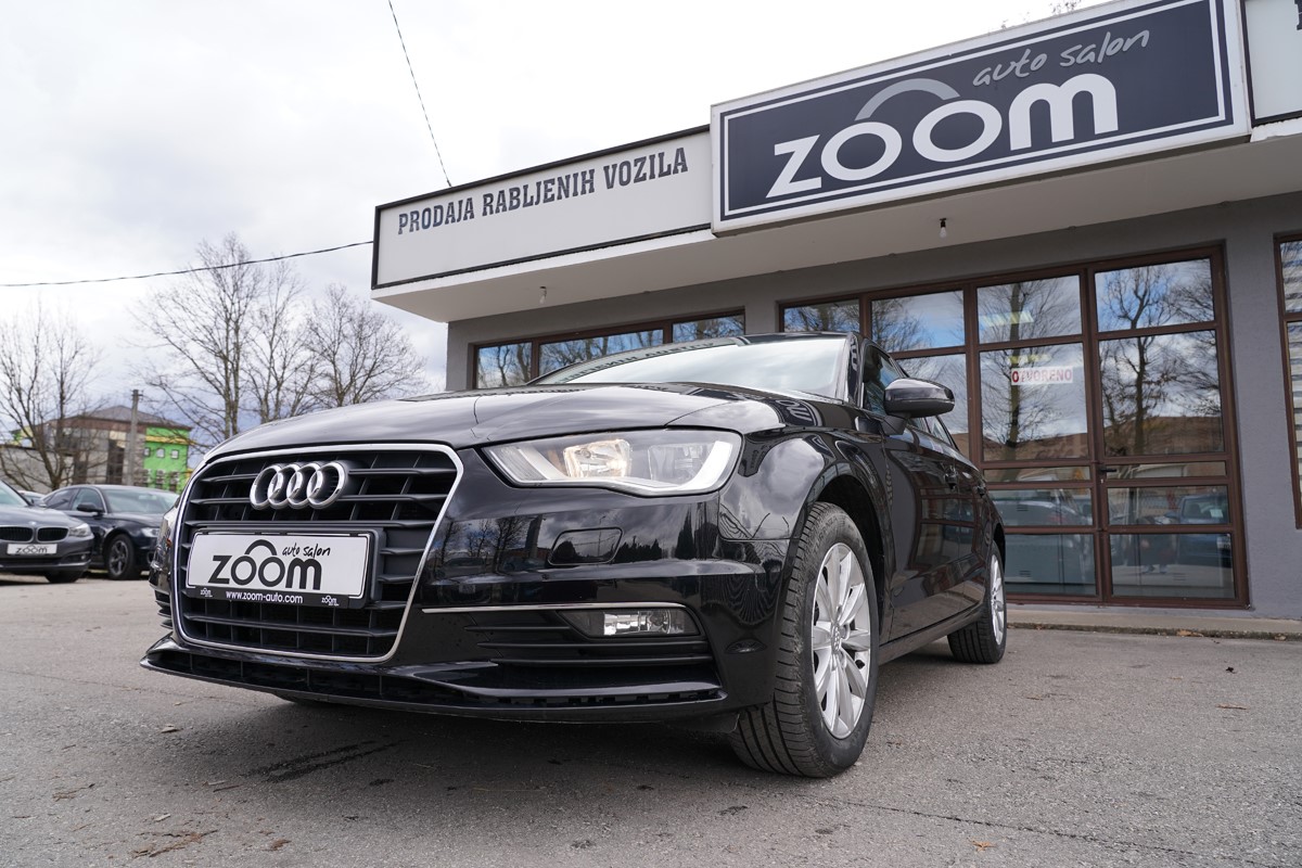 Audi A3
 2,0 TDI S-tronic