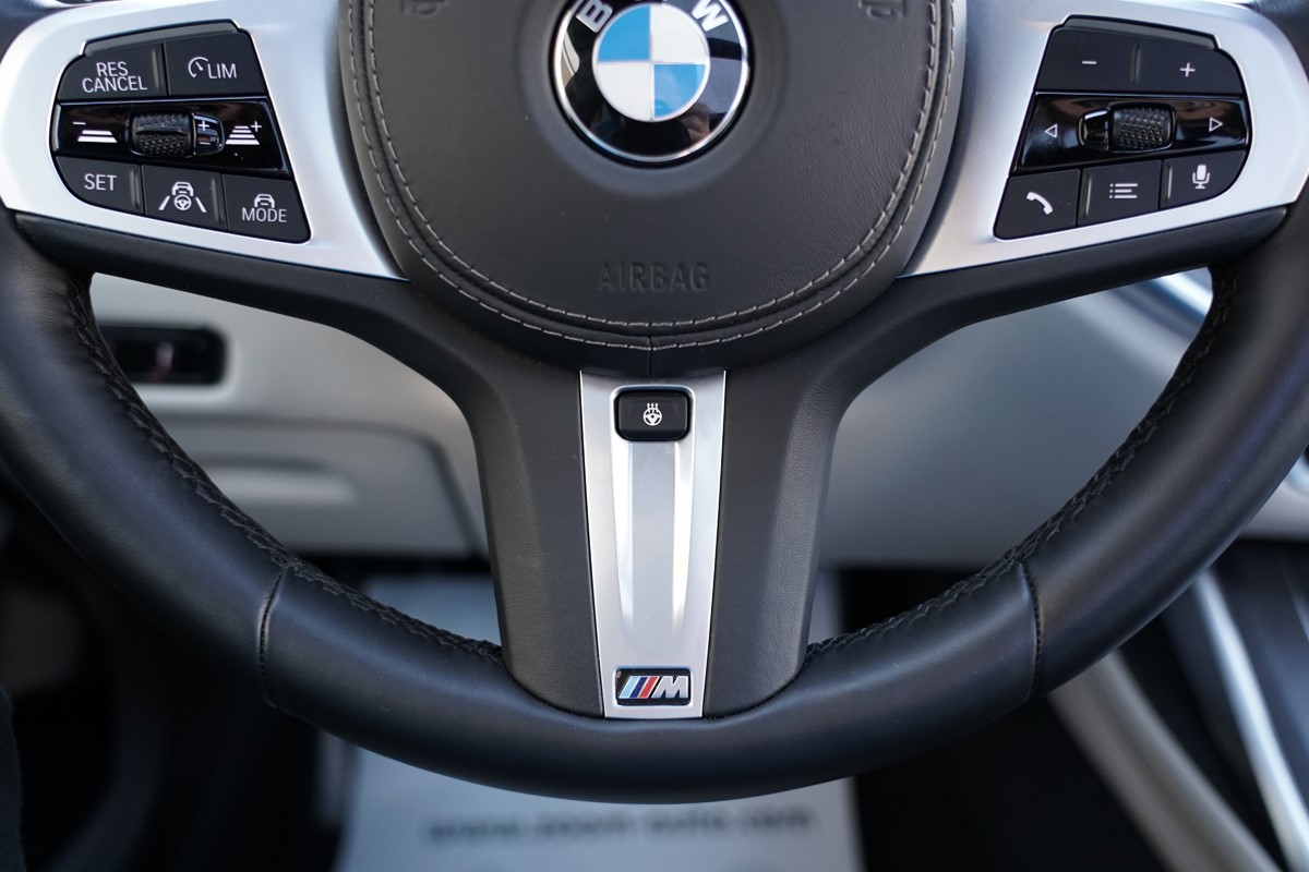 BMW
 X7 XDRIVE M50D