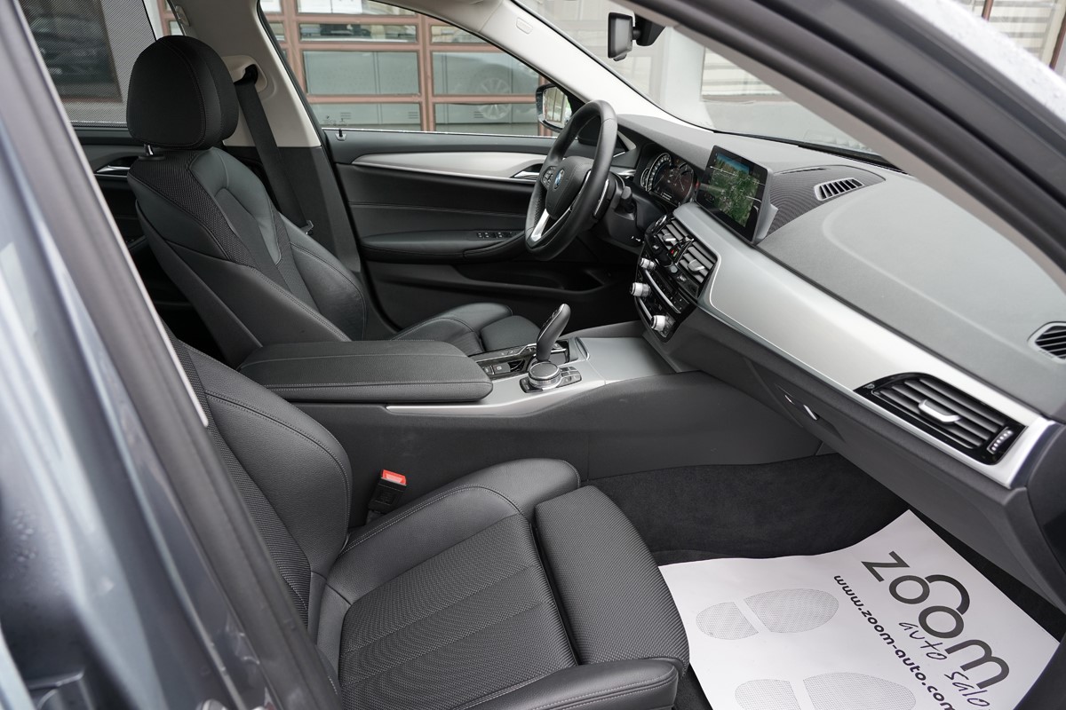 BMW
 5-Series 530D XDRIVE