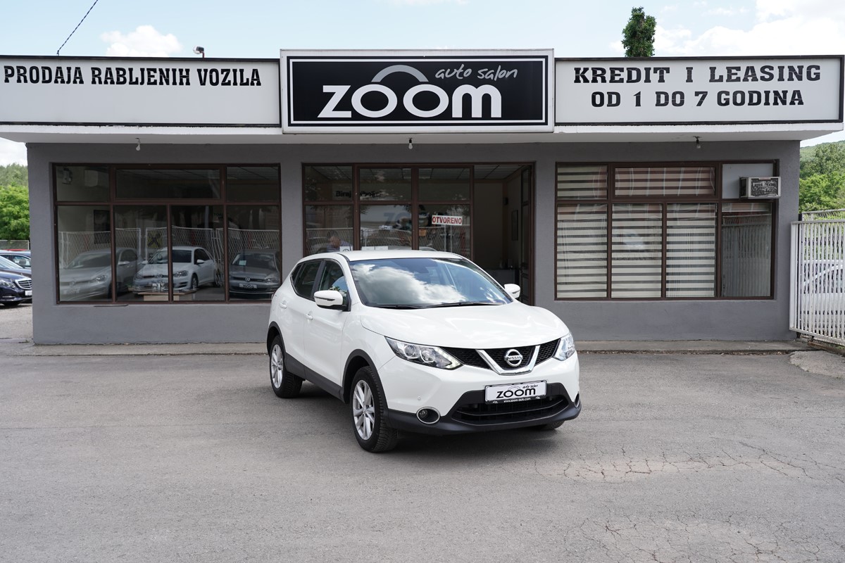 Nissan
 Qashqai 1.5 DCI