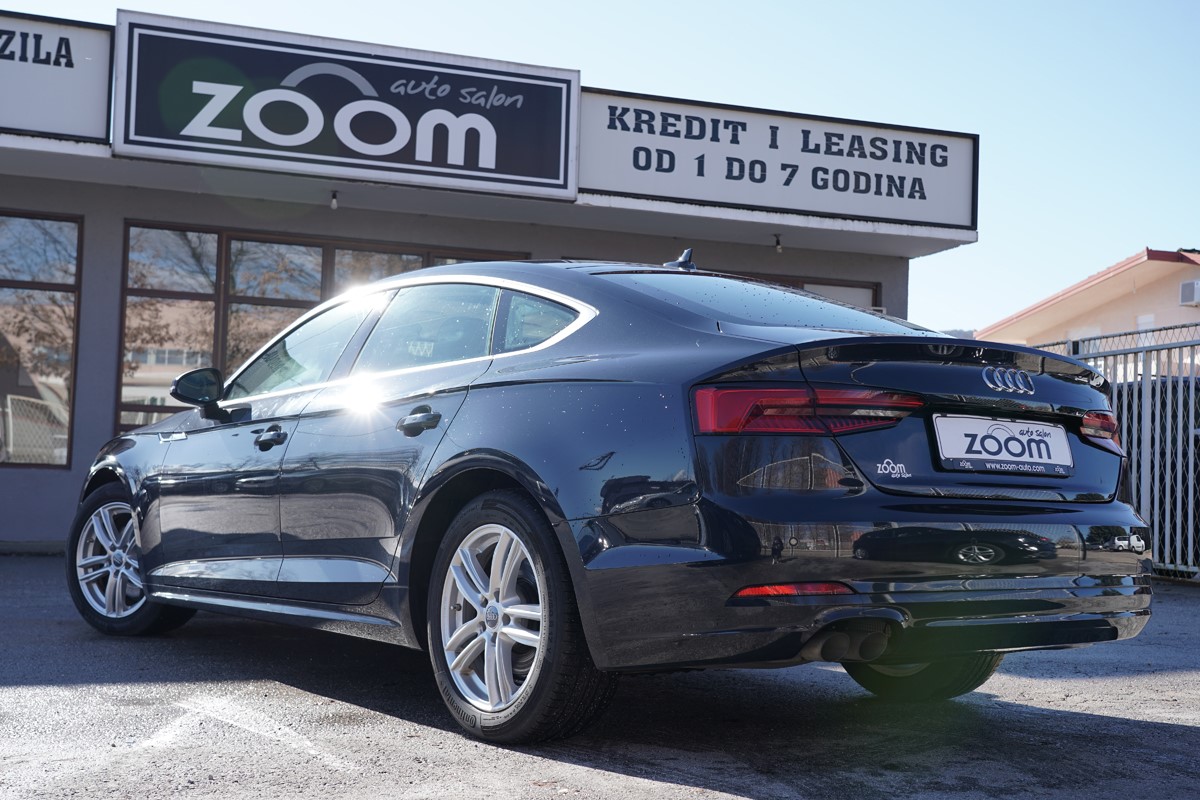 Audi A5
 2.0 TDI Sportback