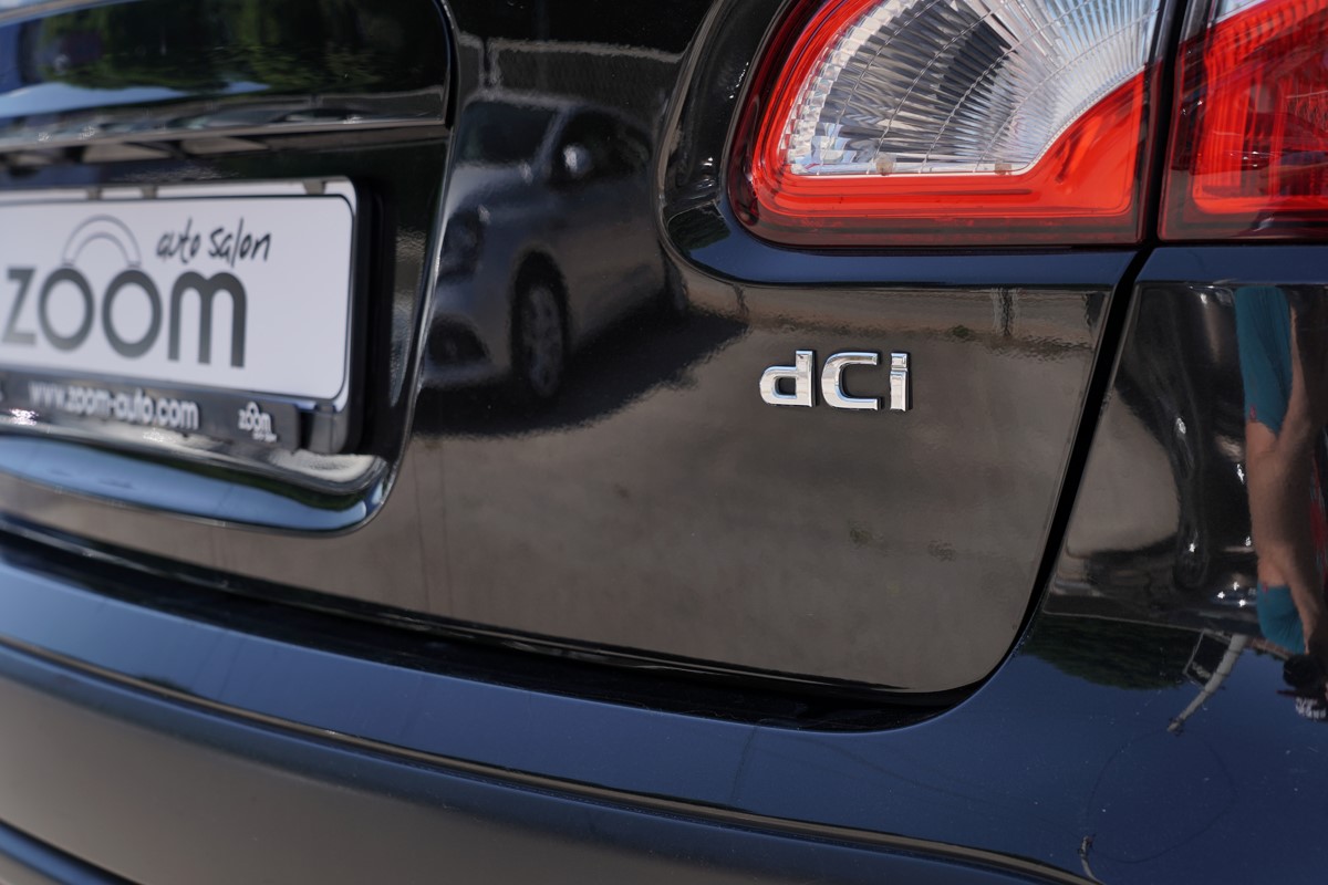 Nissan
 Qashqai 1,6 DCI 4X4