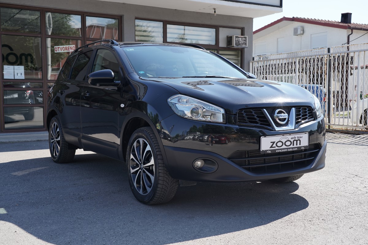 Nissan
 Qashqai +2 1.6 dCi 7 Sjedala