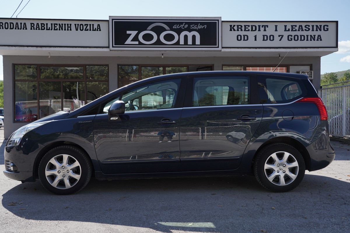 Peugeot 5008 1,6 HDI